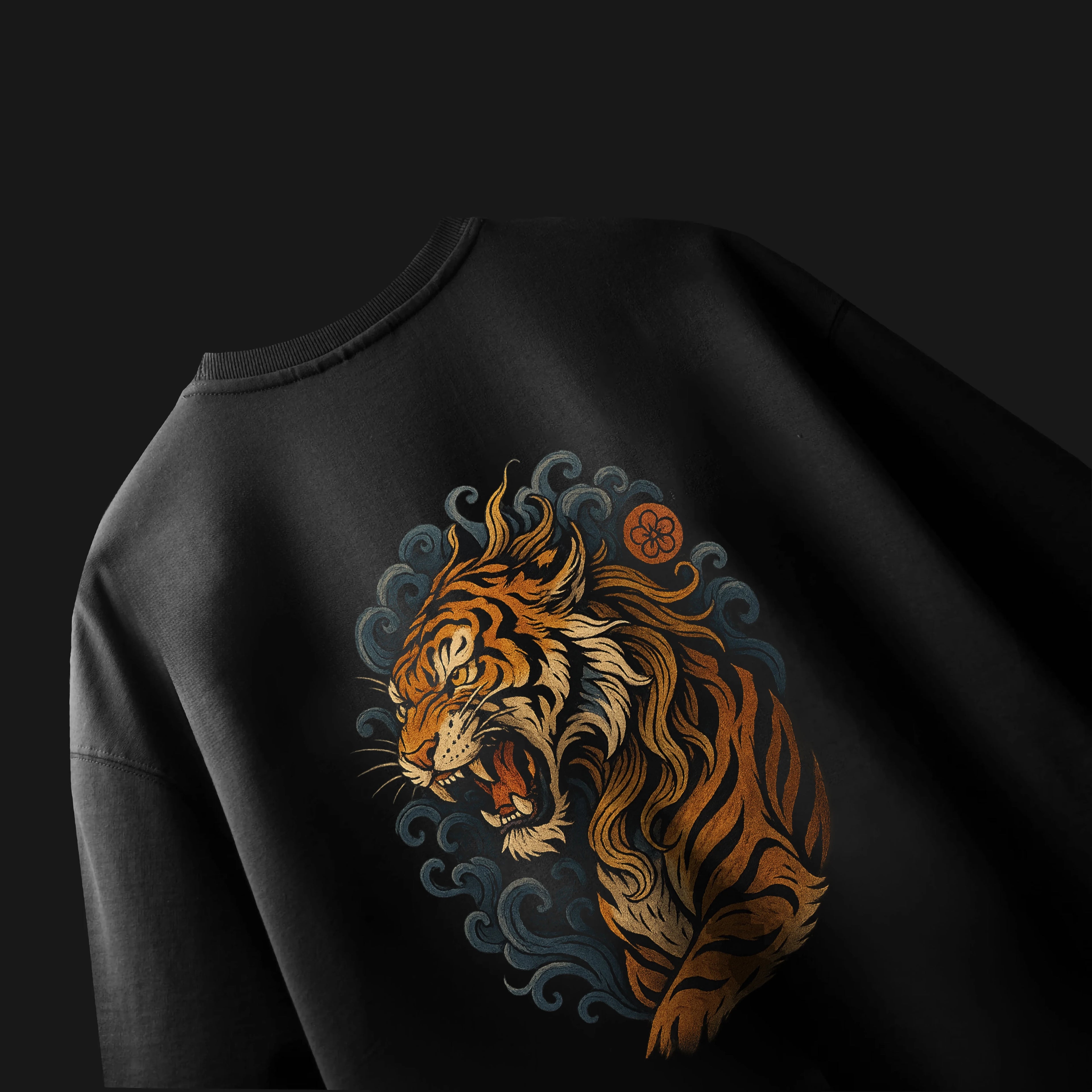 LIMITED EDITION TIGER GRAPHIC SWEATSHIRT