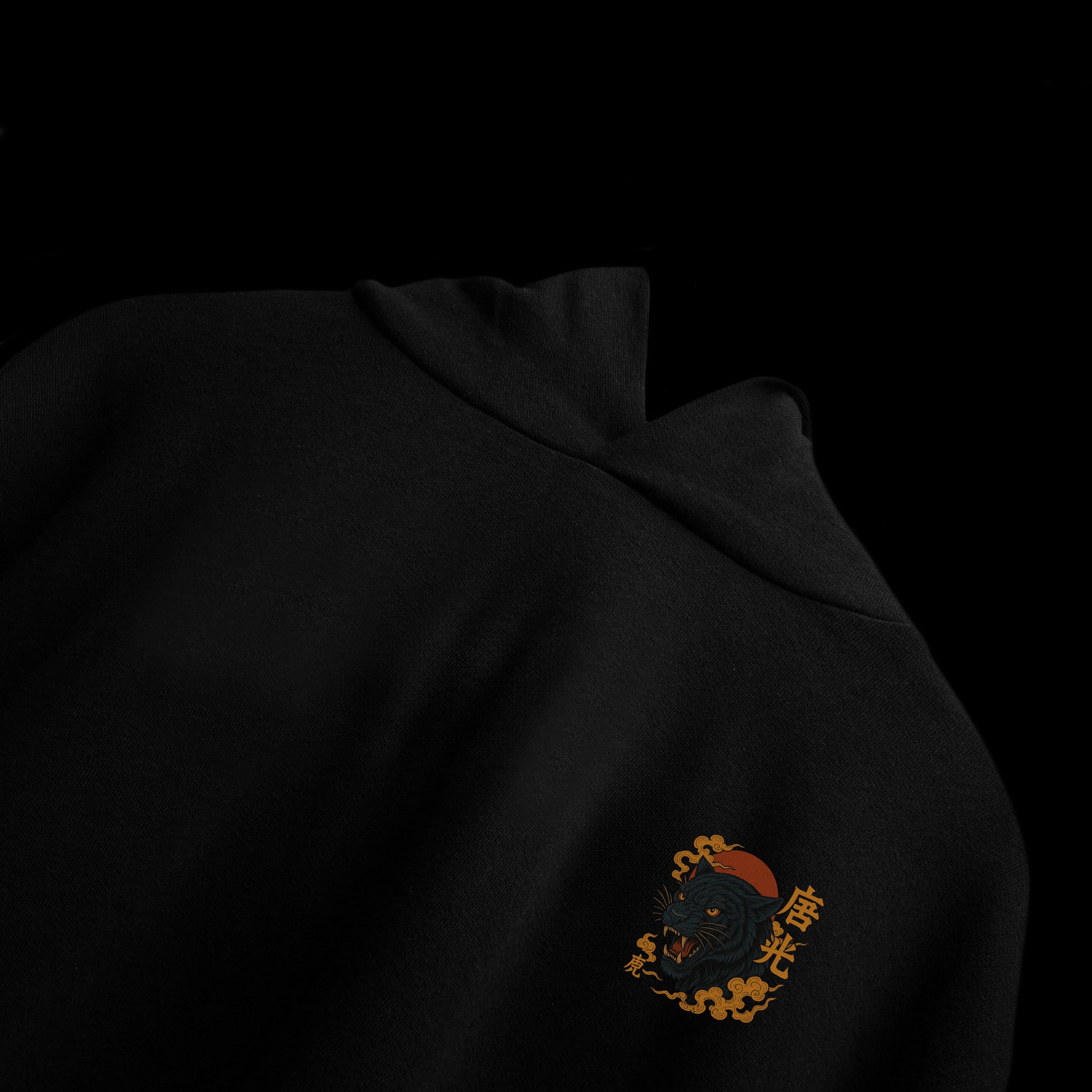 BLACK PANTHER GRAPHIC HOODIE